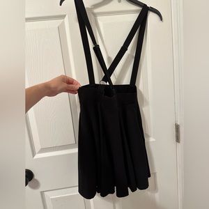 HT suspender skirt